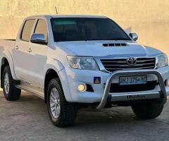 Toyota Hilux Raider à Venda